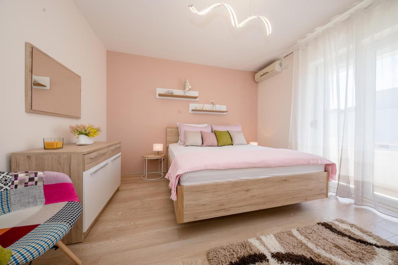 Apartments Luka Rab Town Dış mekan fotoğraf