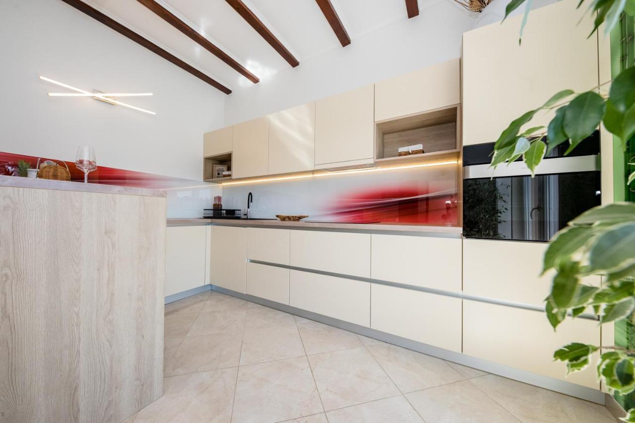 Apartments Luka Rab Town Dış mekan fotoğraf